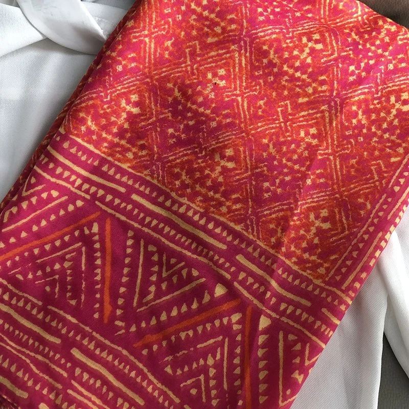 36 Designs Blumendruck Voile Quaste Viskose Schal Schal weich dünn Wrap Pashmina Stirnband Bufandas muslimischen Hijab Sjaal 180 * 90 cm – Detail 16