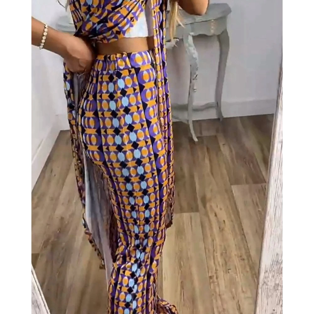 Рисунок 3 - Женский комплект из двух предметов: