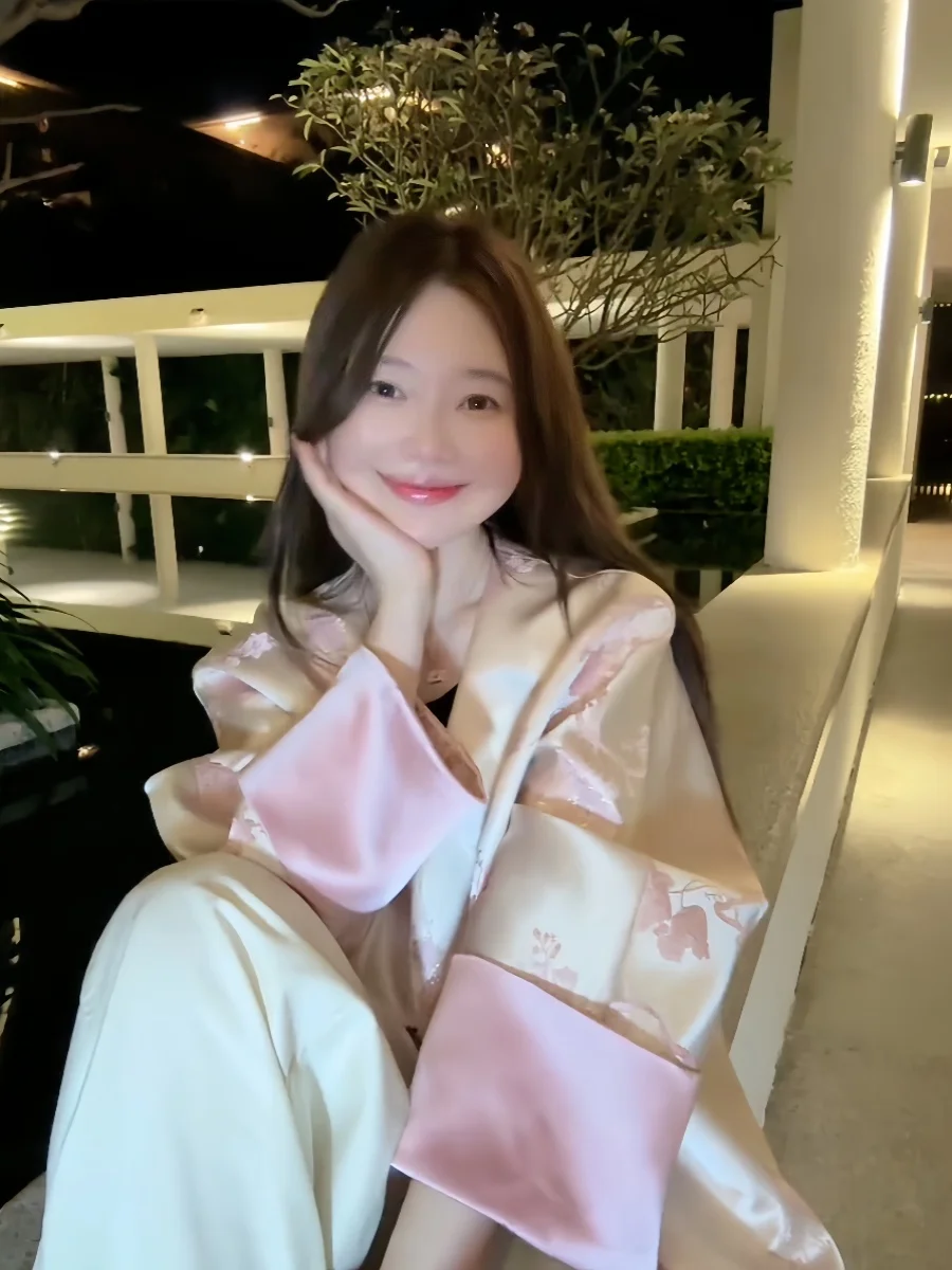 ȭƮ    V  ٿ  ĳ־ ȭƮ ȭƮ    Ŷ 