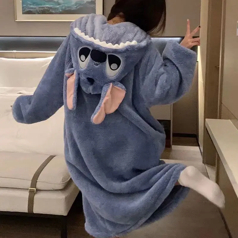 Pijama de invierno de Lilo Stitch para adultos y niños, ropa de dormir con  capucha, de dibujos animados, cálida, de franela, regalos - AliExpress