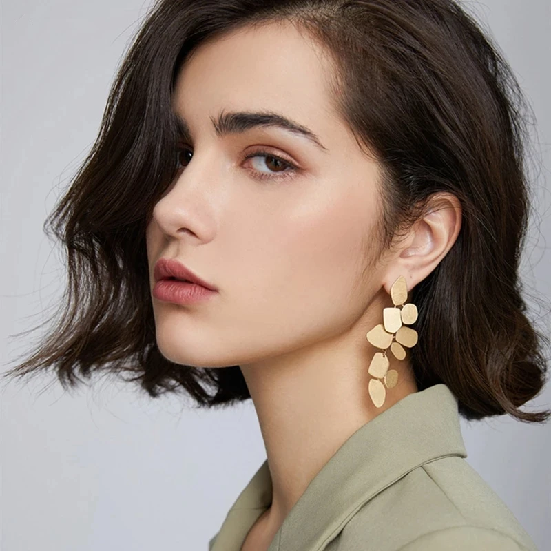 HUANZHI New Design Irregular Flowers Gold Color Metal Copper Plated Earrings Geometric Exaggeration Long Drop Dangle Earrings