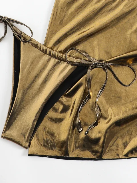 女性のための光沢のあるゴールドビキニセット,セクシーな3ピース