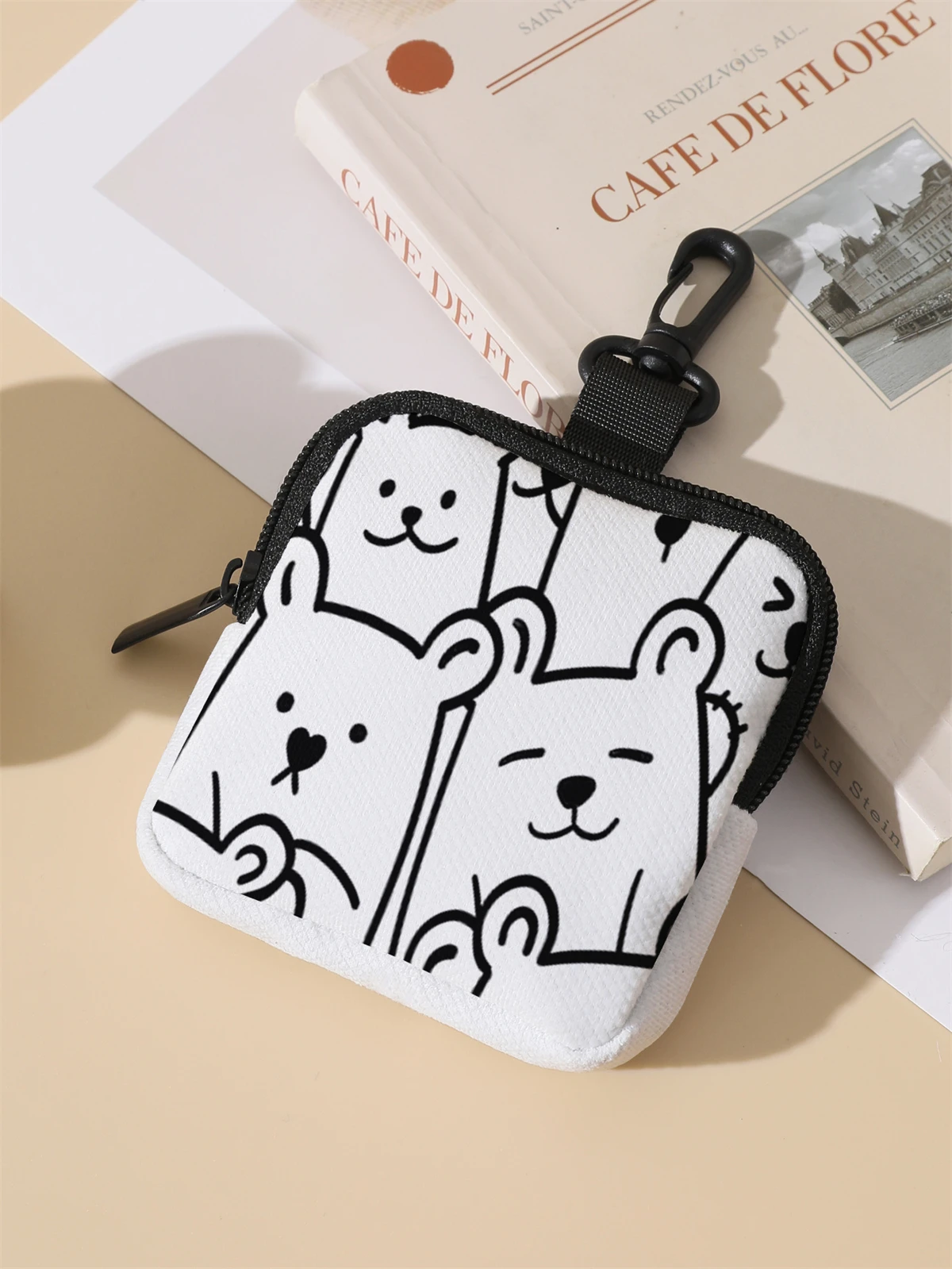 Cartoon bear patterned high-capacity coin wallets, digital printed wallets, and storage bags are ideal choices for gift giving