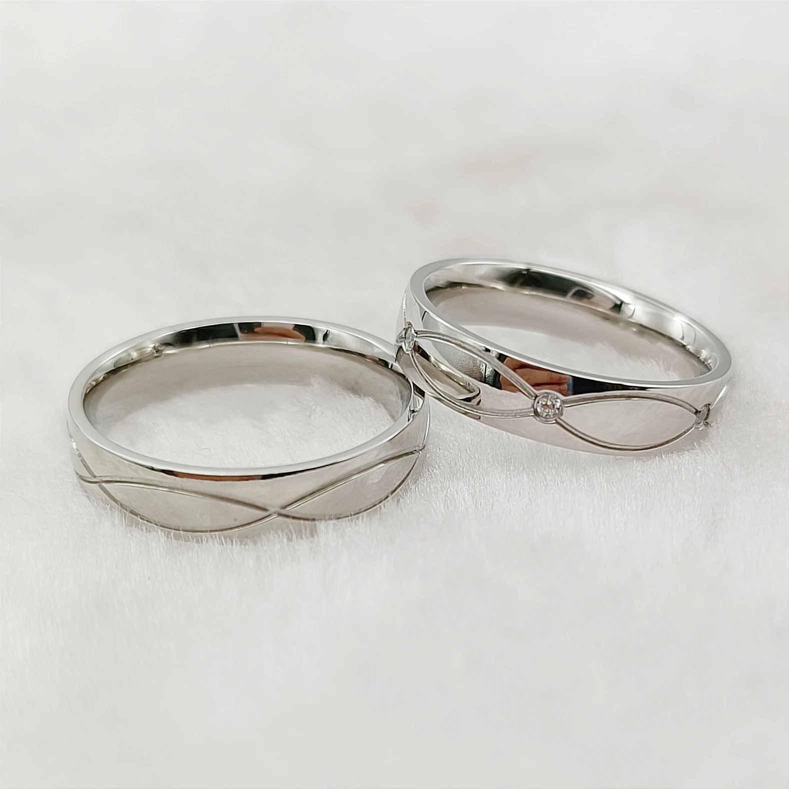

316l stainless steel jewelry 2pcs Matching Bridal Promise Wedding Engagement Rings Sets Pair For Men And Women