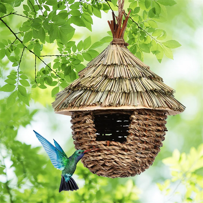 

Charming Decorative Hummingbird House Hand-woven Hung Straw Nest Natural Grass Hung Bird For Garden Patio Lawn Office Indoor