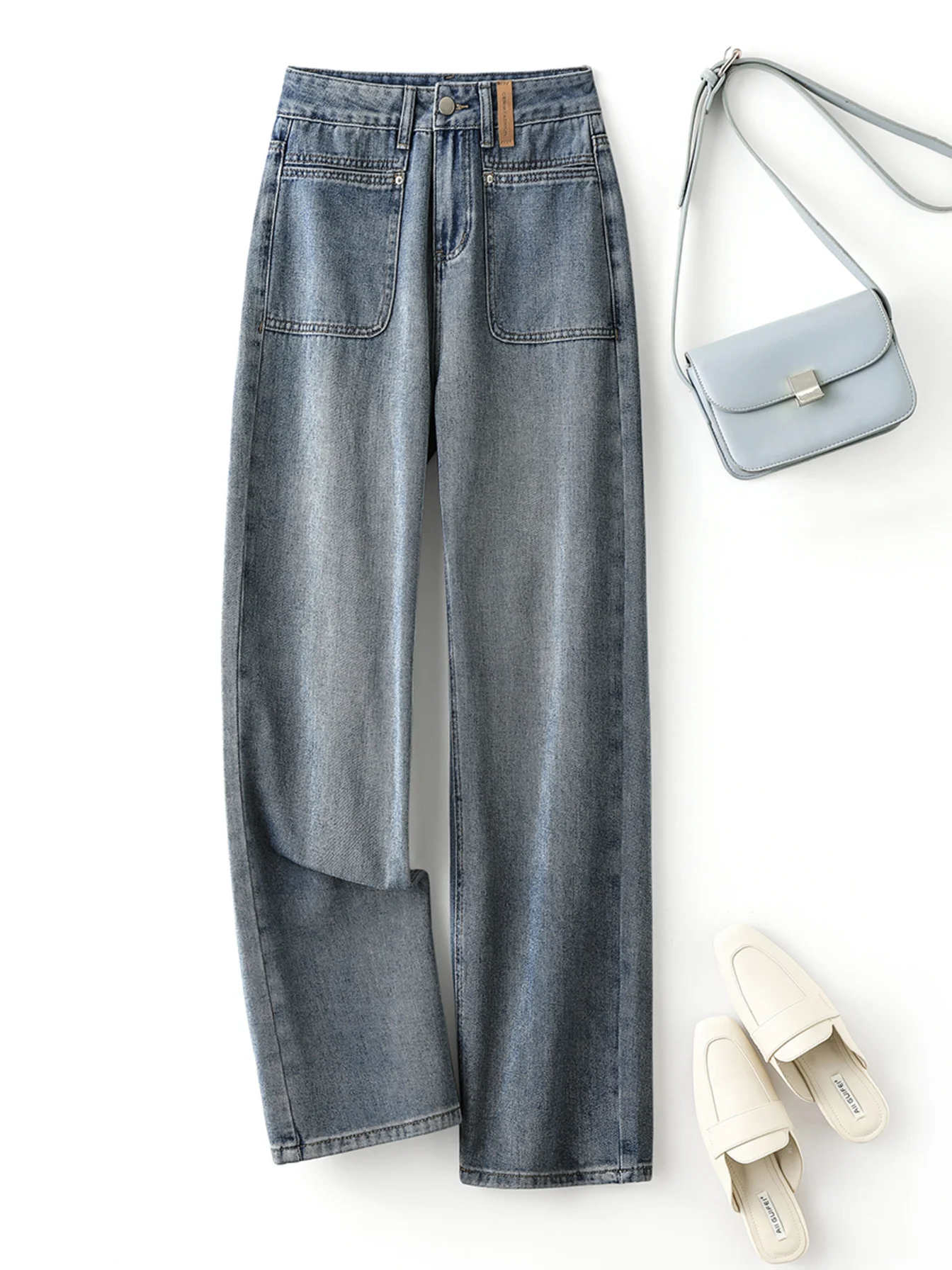 

2024 summer new jeans women simple casual jeans leather label design straight jeans with pockets Fashion summer