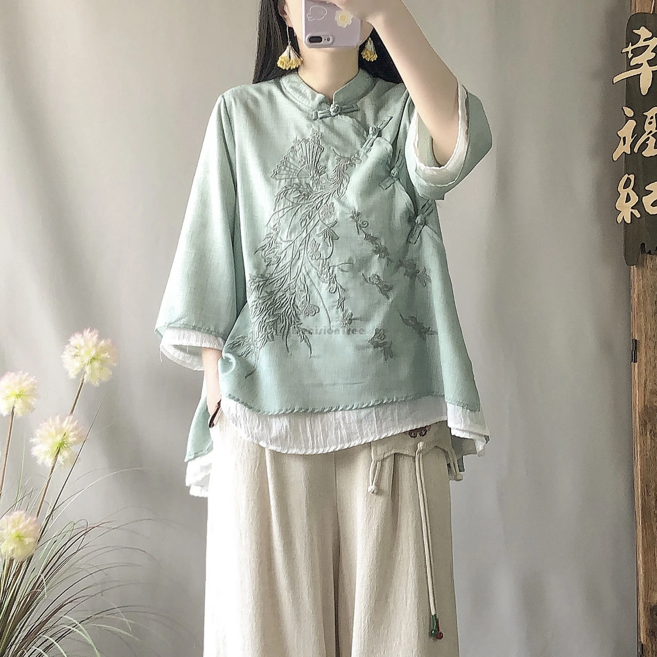 

2024 vintage improved loose hanfu top chinese style exquisite embroidery tea art top stand collar buckle cotton linen blouse