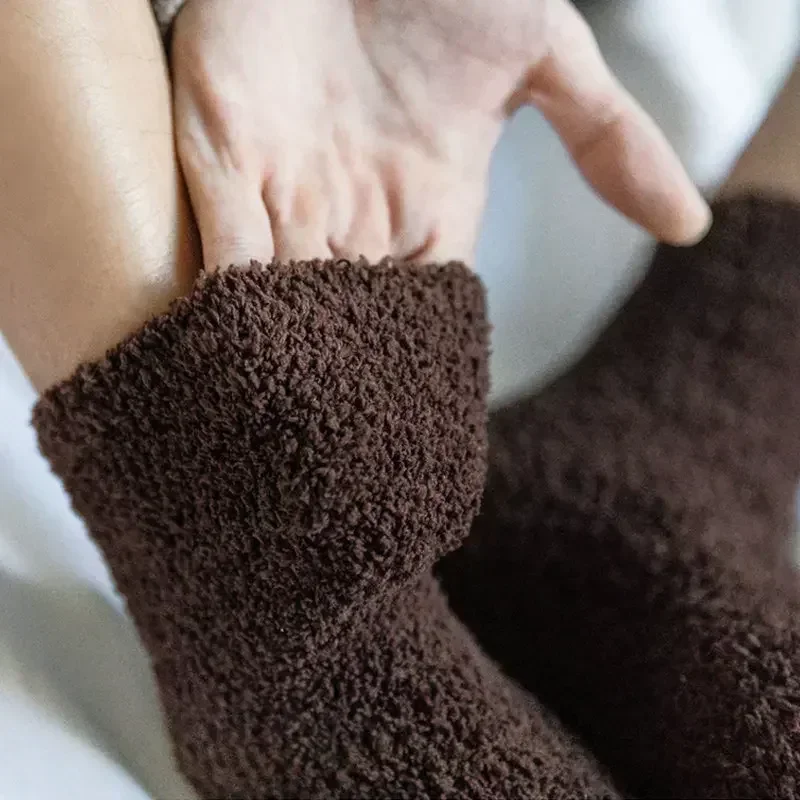 Winter Herren Halbe Fleece Socken Thermo Korallen Fleece Reine Farbe Warm Verdicken Weiche Mid-rohr Boden Hause Schlafen socken für Frauen – Detail 9