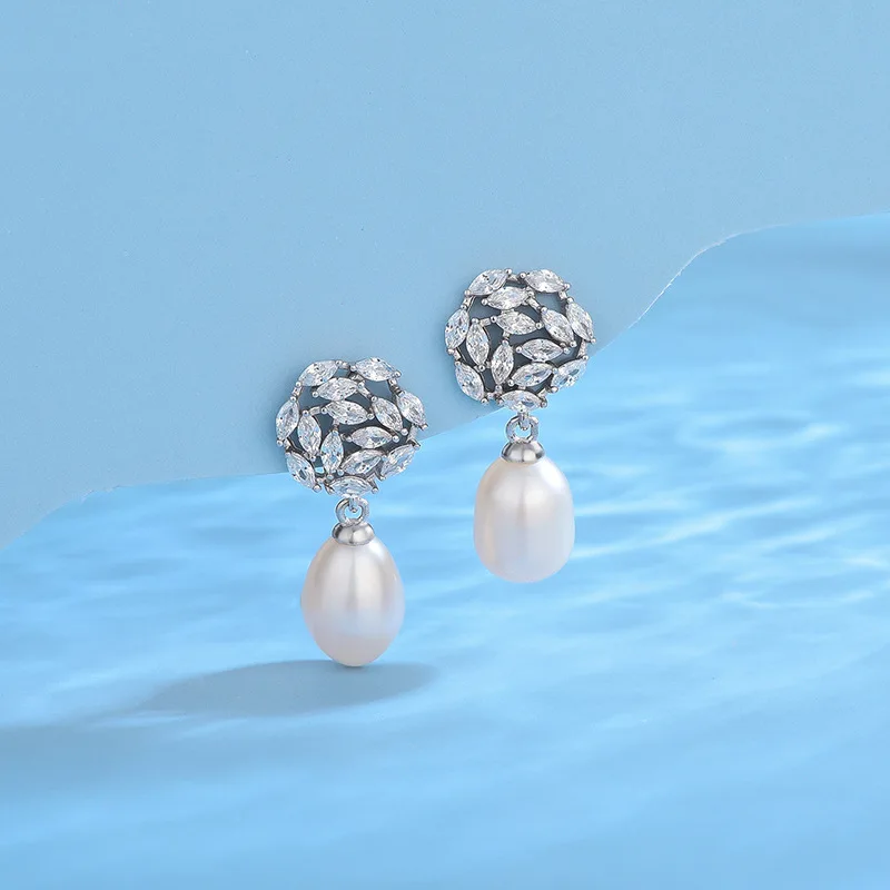 

925 Sterling Silver Stud Earrings Round Stitching Zircon White Freshwater Pearl Cute Fashion Jewelry Couple Gift