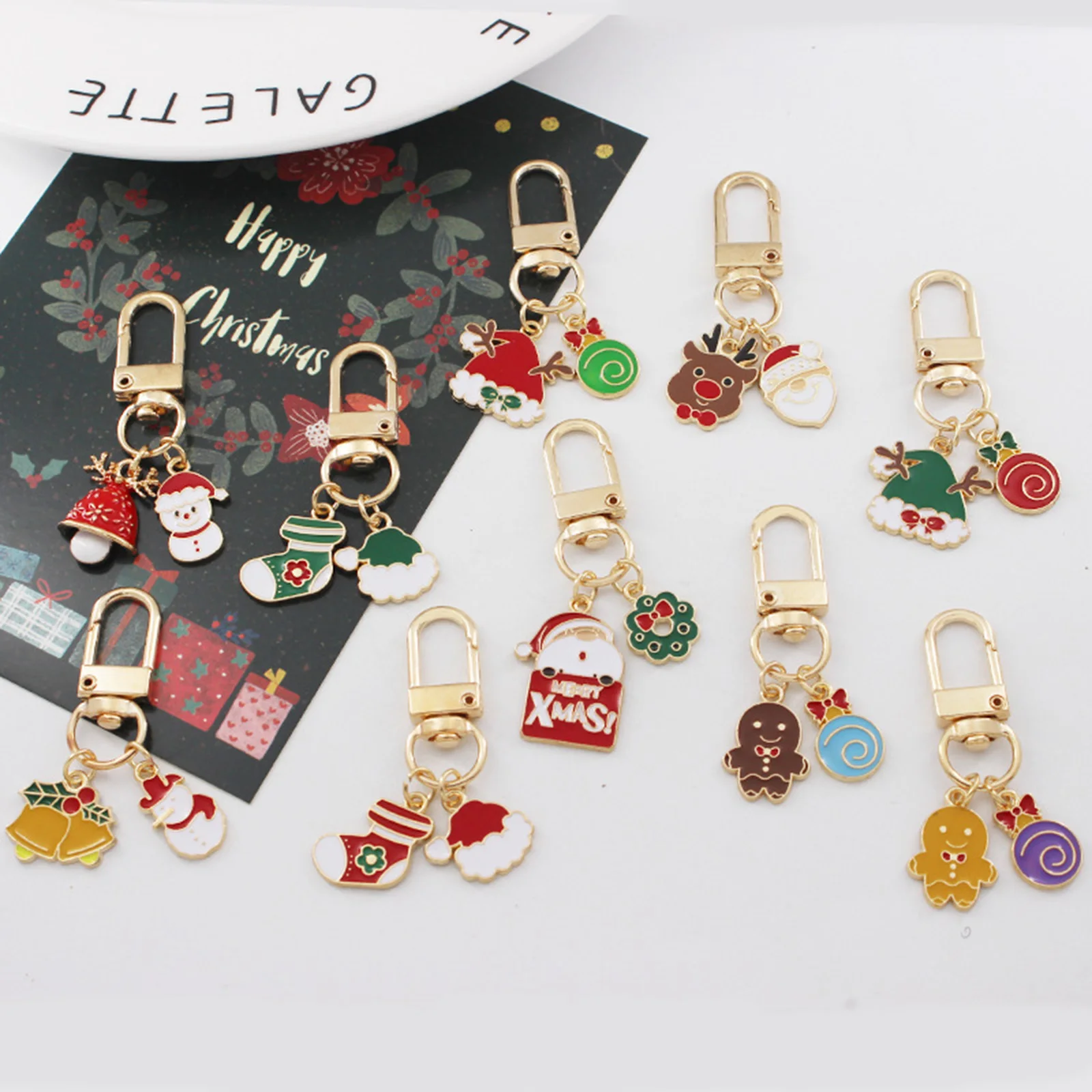 

Cute Christmas Santa Keychain Christmas Sock Elk Mushroom Wreath Enamel Pendants Keyring For Airpods Car Accessory Jewelry Gifts