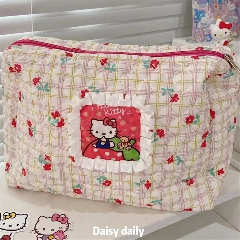 

Sanrio Kawaii Hello Kitty Cosmetic Bag Portable Travel Bag Girls Heart Cartoon Skincare Storage Bag Toiletry Bag Clutch Bag Toys
