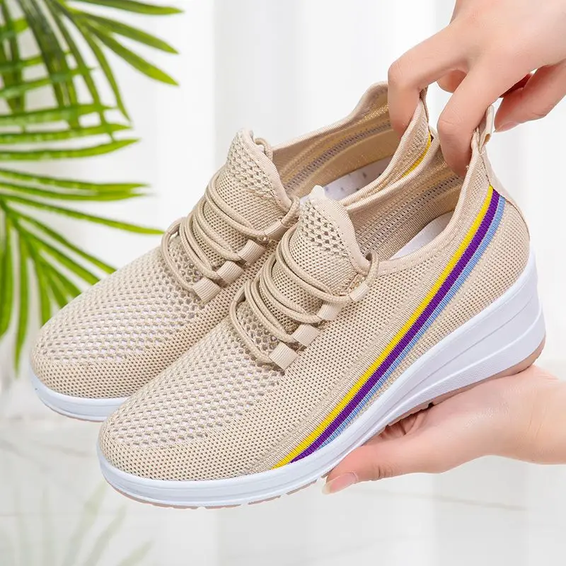 

Новые популярные женские повседневные туфли с высоким внешним видом, хорошая цена, новые дышащие, удобные и универсальные туфли на высоком каблуке