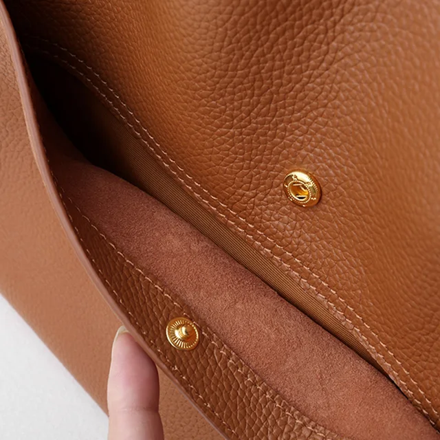 2022 nuova borsa da donna borse a tracolla di lusso femminili Lady Soft 100% borsa a secchiello Tote in vera pelle di vacchetta con Design di nicchia 6