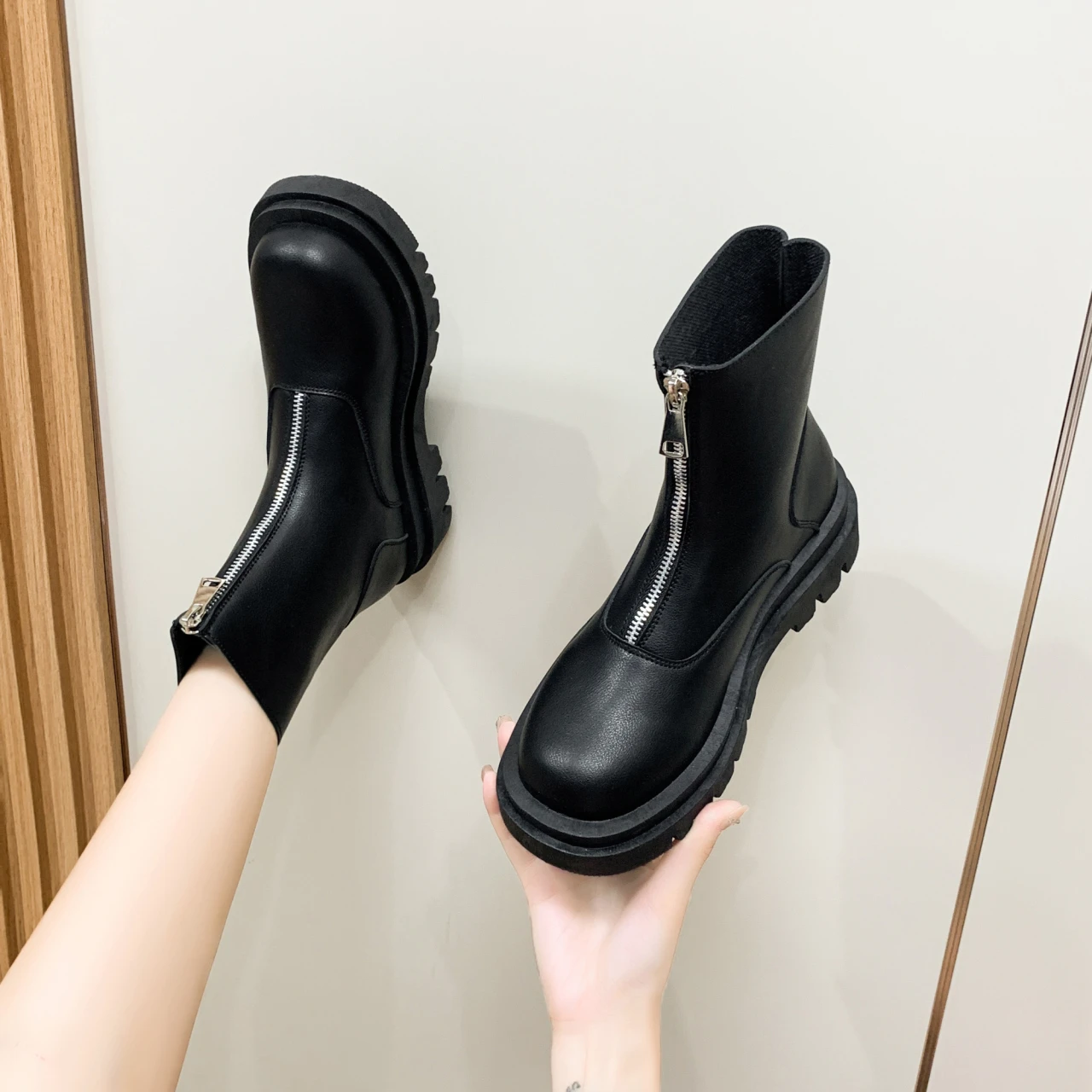 2022 New Spring and Autumn Western Style Solid Color Front Zipper Middle Tube Single Lining Women's Boots Platform Boots
