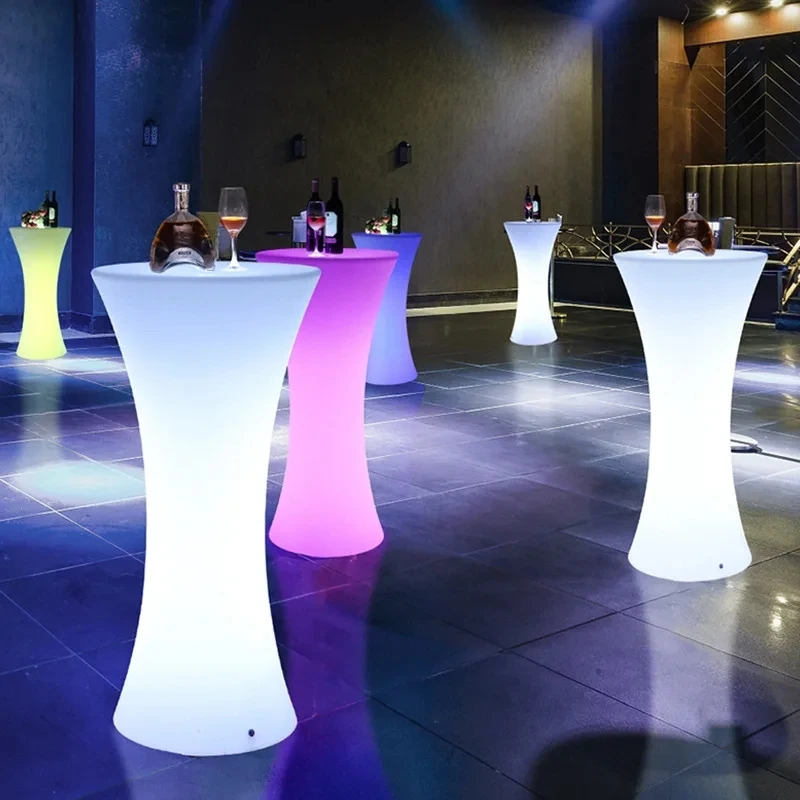 110Cm Hoogte Led Verlichte Cocktailtafel Verlichte Bartafels Plastic Salontafel Commerciële Meubelsuppies