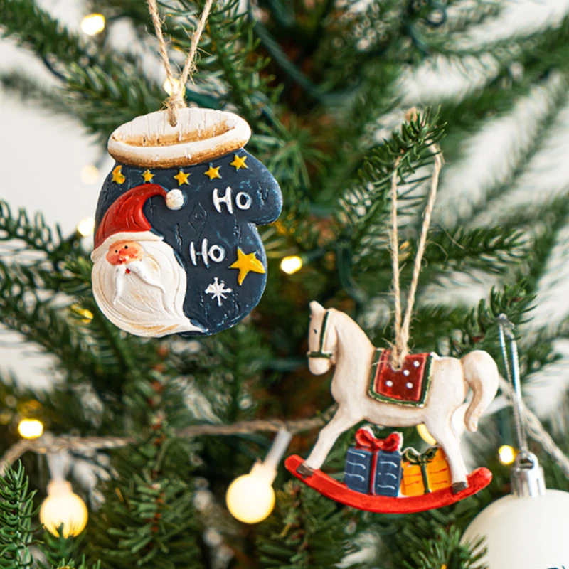 Christmas Wooden Pendants Cute Xmas Tree Hanging Ornaments DIY Resin Crafts for Home Christmas Party New Year Gifts Decorations christmas decorations