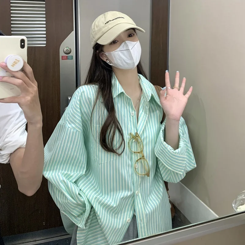 

2022 Модные Зеленые полосатые солнцезащитные полосатые рубашки женская одежда весна-лето Тонкая Блузка Топы с длинным рукавом пальто bd155