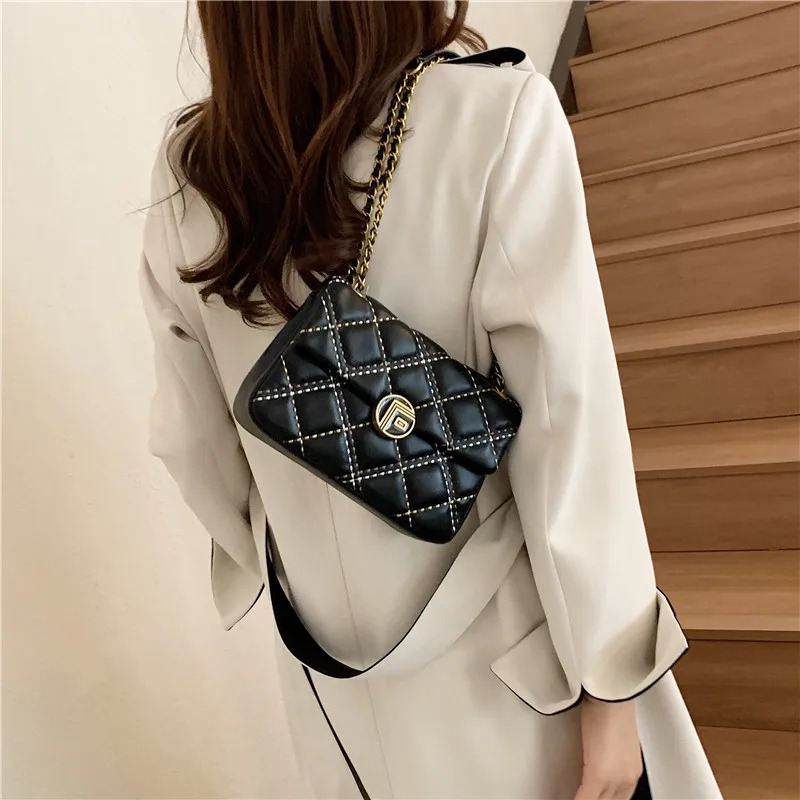 

Summer new small square bag Designer Fashion rivet decorative chain bags Leather shoulder Crossbody armpit women's bag