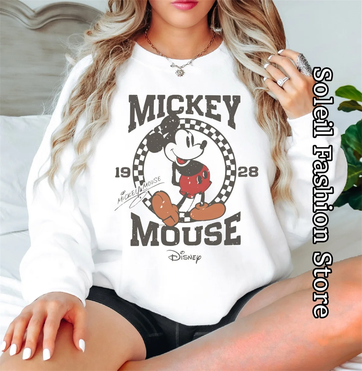 Mickey Mouse Sweatshirt Women Autumn Disney Fashion Pullover Trendy Cartoon Crewneck Clothing Female Casual Outfit Streetwear 2