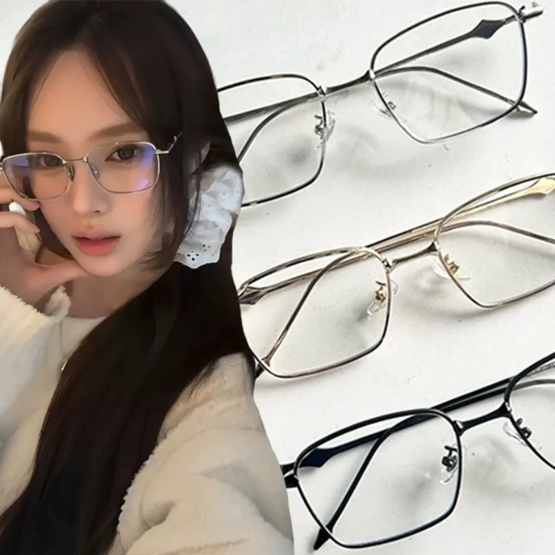 

Y2K Square Small Frame Glasses Women Men Gold Color Star Retro Reading Eyeglasses Fashion Versatile Anti Blue Light Eyeglasses