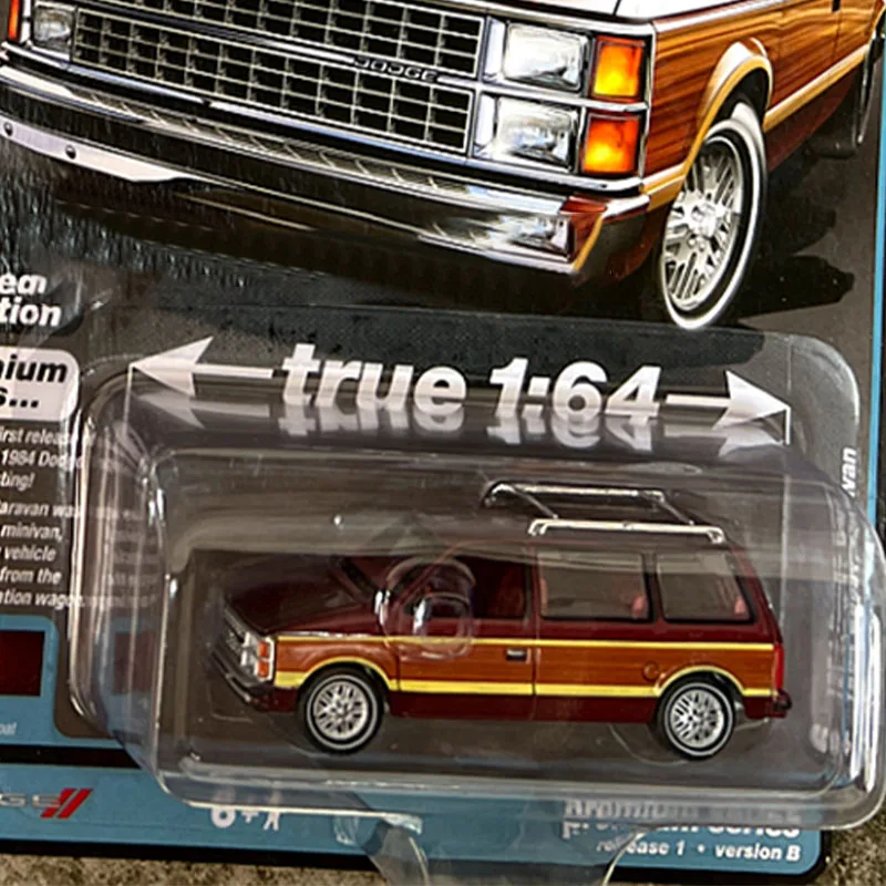 다이캐스트 1984 캐러밴 SUV 클래식 오프로드 차량 시뮬레이션 합금 자동차 모델 디스플레이, 수집용 장난감 선물 기념품, 1:64 체중계