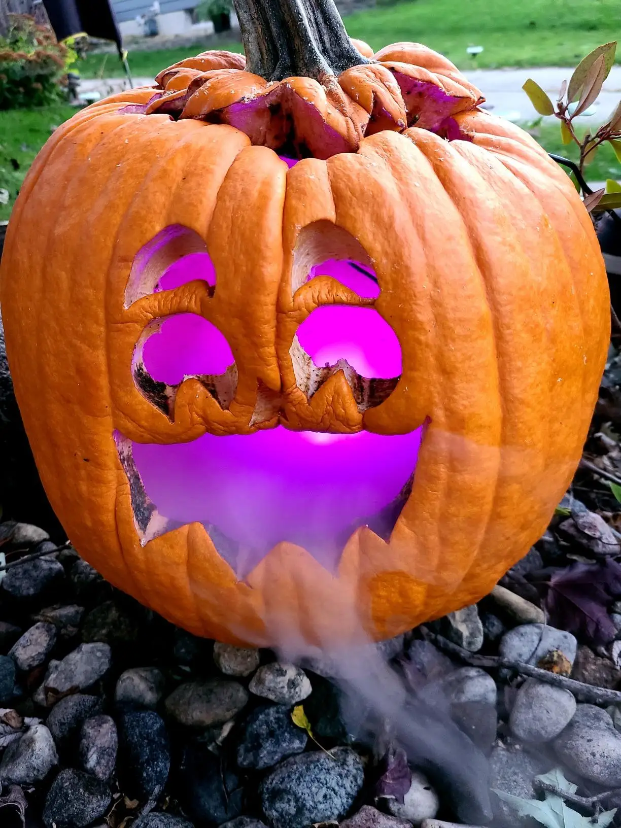 2023 Halloween Mini LED Pumpkin Light Fogger Water Fountain Pond Fog Machine Atomizer - Perfect for Halloween and Christmas Party Decoration - Image 3