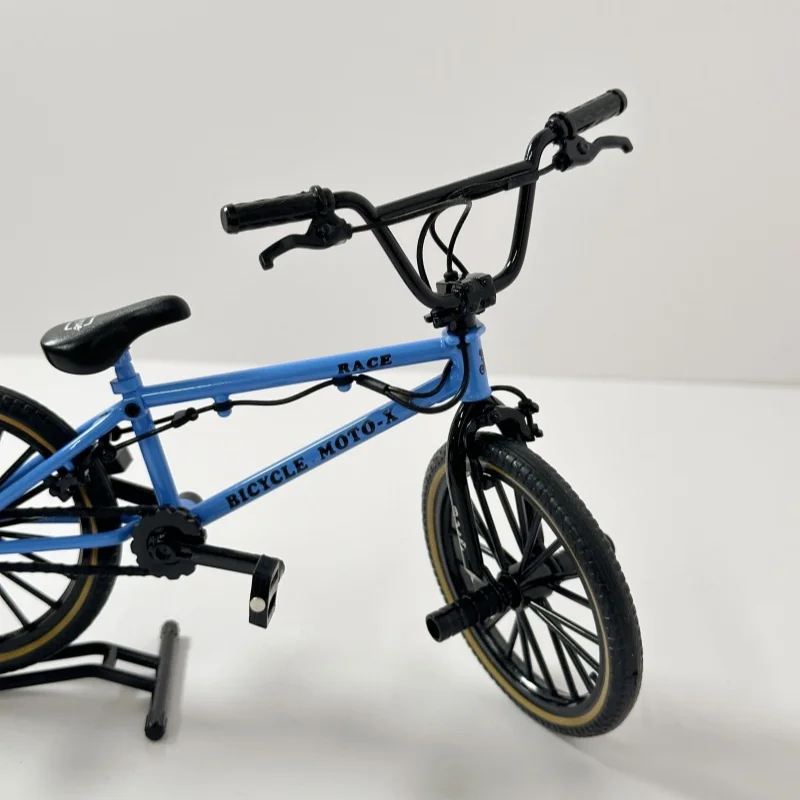 1:8 Mini Model Alloy Bicycle With Parking Rack Diecast