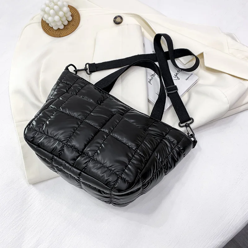 Nylon Quilted Women Handbags Fashion Cotton Padded Crossbody Bags for Women Designer Brands Down Space Shoulder Bag Purses 2022