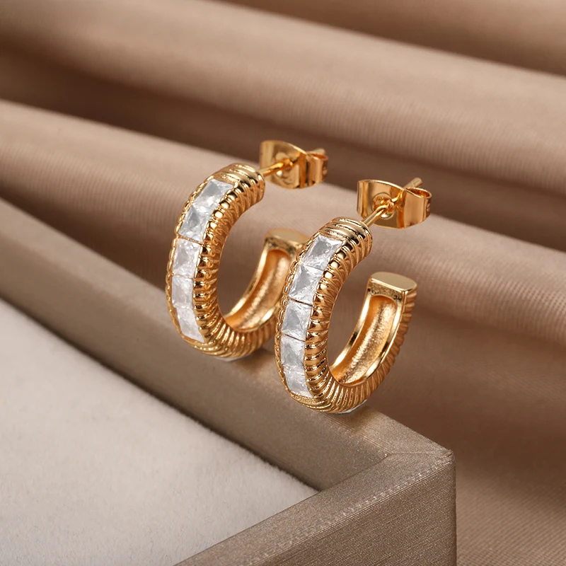 

Gold Color Zircon C Shape Hoop Earring Colorful Twist Croissant Earrings For Women Fashion Circle Chunky Ear Accessories Jewelry