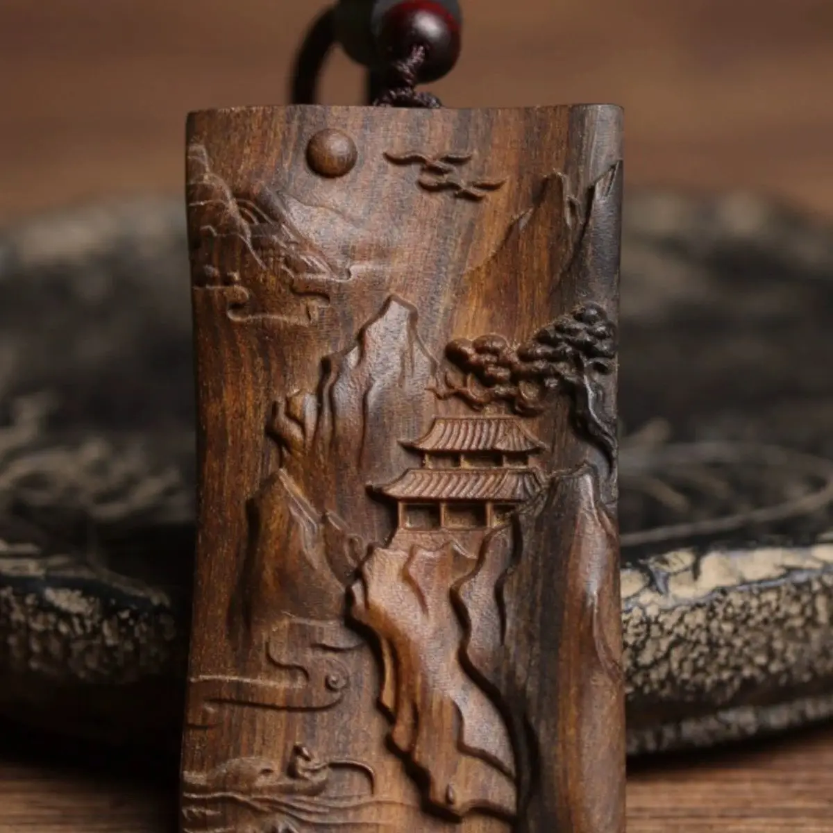 

Резьба по дереву Agarwood, пейзаж, мудрый мир, ручная картина по дереву, литературные подвесные украшения