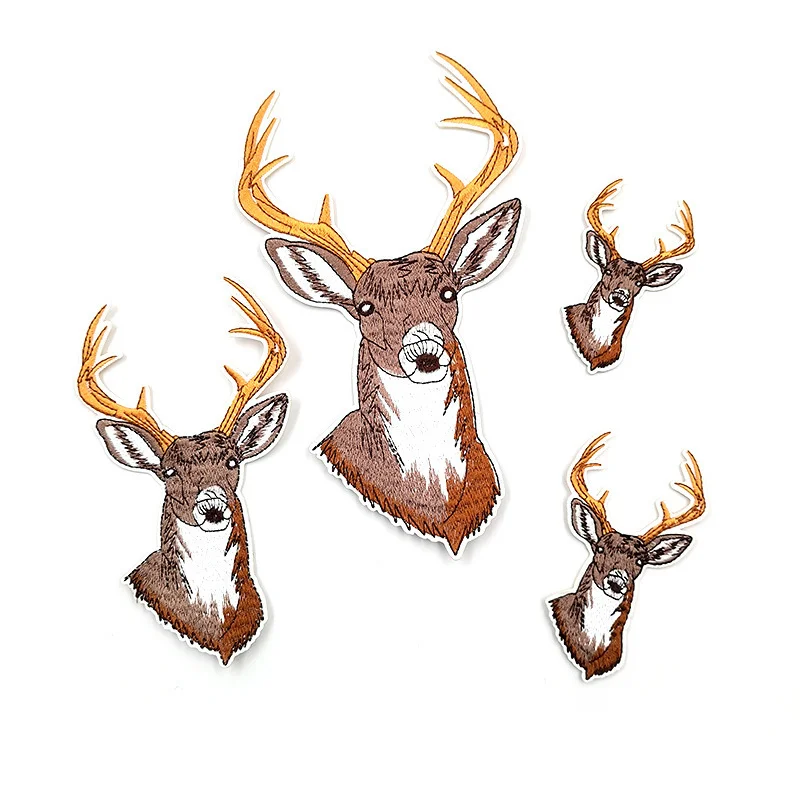

1pcs Iron On patches Elk Embroidery patch DIY Fashion Animal Embroidery Clothes Packaging Emblem Sticker