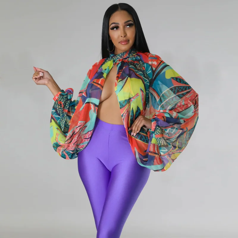 

Women Fashion Chiffon Gradient Printed Batwing Long Sleeve Front Split See Though Loose Sexy Party Club Blouse and Shirt Tops