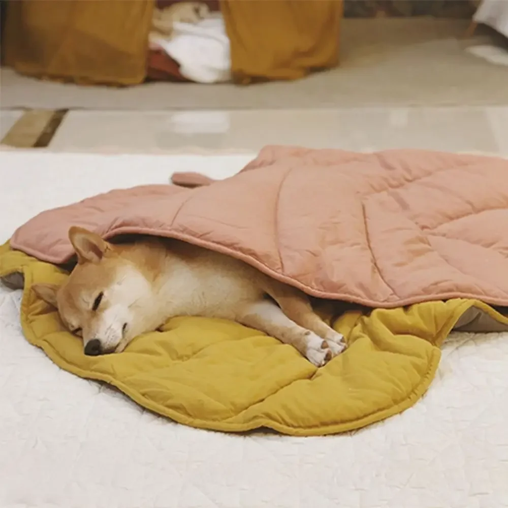 Summer Dog Mat Cat Carpet Breathable Sofa Pet Mat Creative Machine Washable Leaf Image Dog Sleeping Sofa Pet Supplies