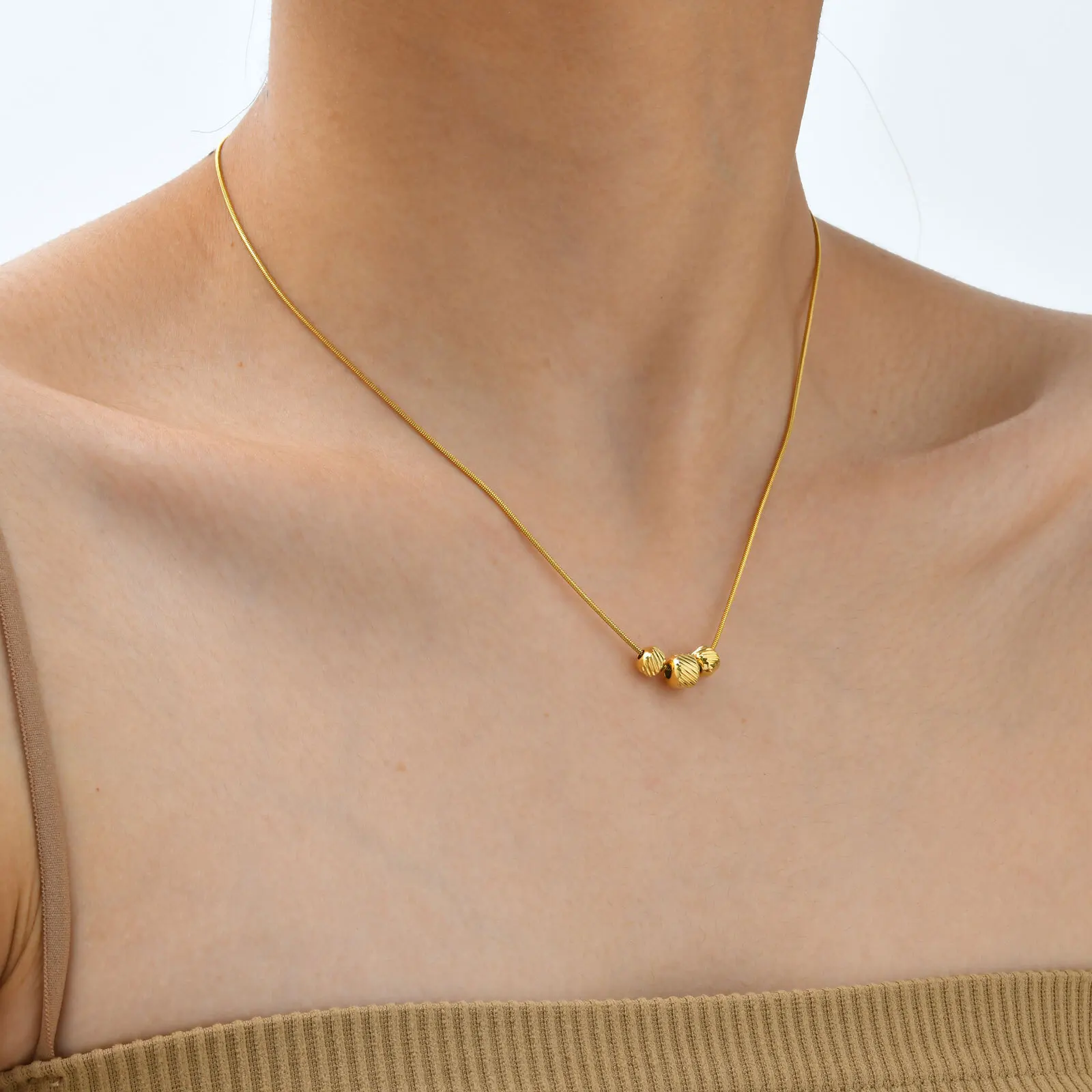 Prjewel Transfer-Perlen-Halskette, Edelstahl, Schlangenkette, 3 Eimer-Perlen, Anhänger, Damen-Halskette, Charme, weiblicher Halsschmuck, Neu – Detail 3