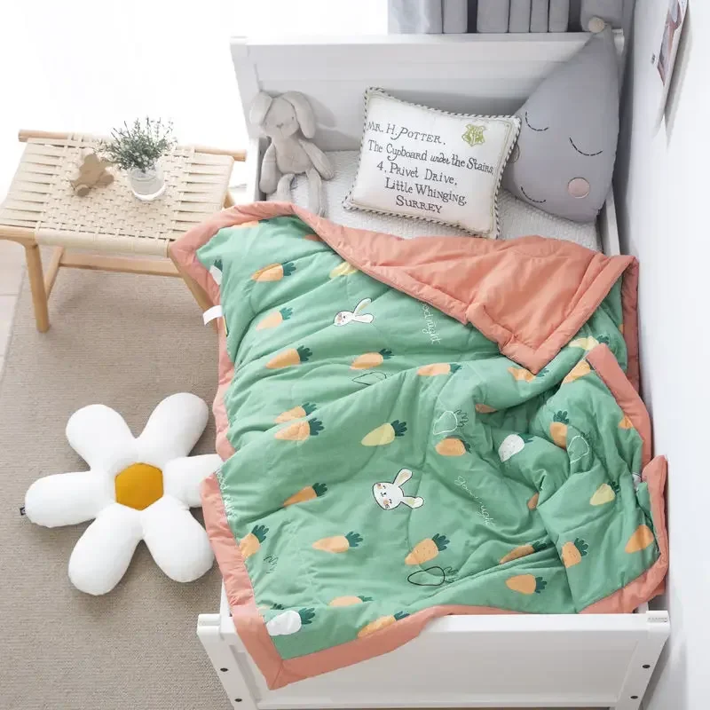 High-quality children's cotton summer cooling quilt pure cotton air conditioning quilt kindergarten thin quilt.