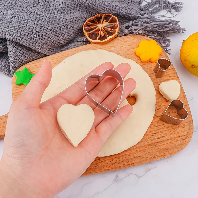 Cookie Cutter Baking Mold Cookie Mould Fondant Cutter Cookie Maker Press Kit Metal Mini Cookie Cutter Geometric Forms for Cookies Set