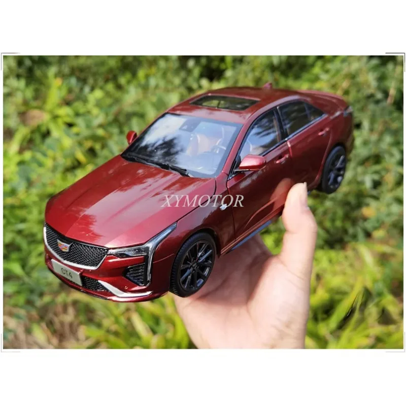 

Модель машинки металлическая под давлением для Cadillac CT4, 1/18