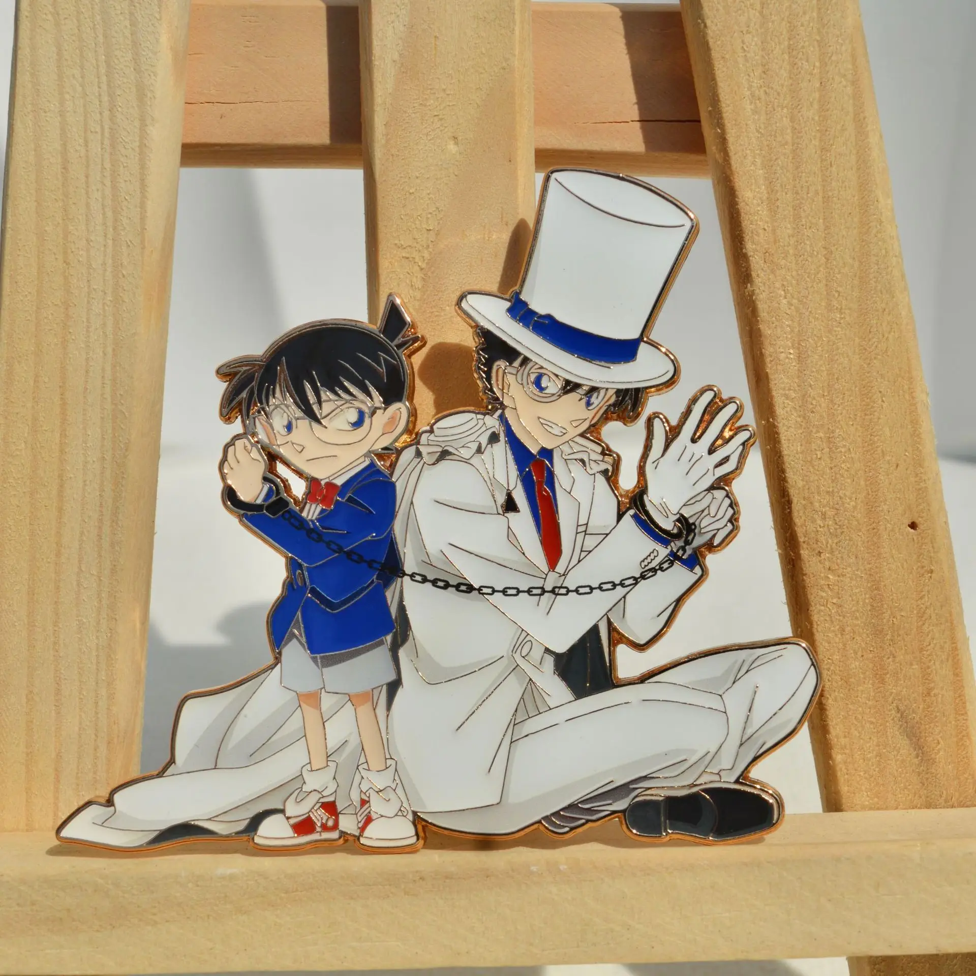 Anime Detective Conan Kaitou Kiddo Metal Badge Edogawa Conan