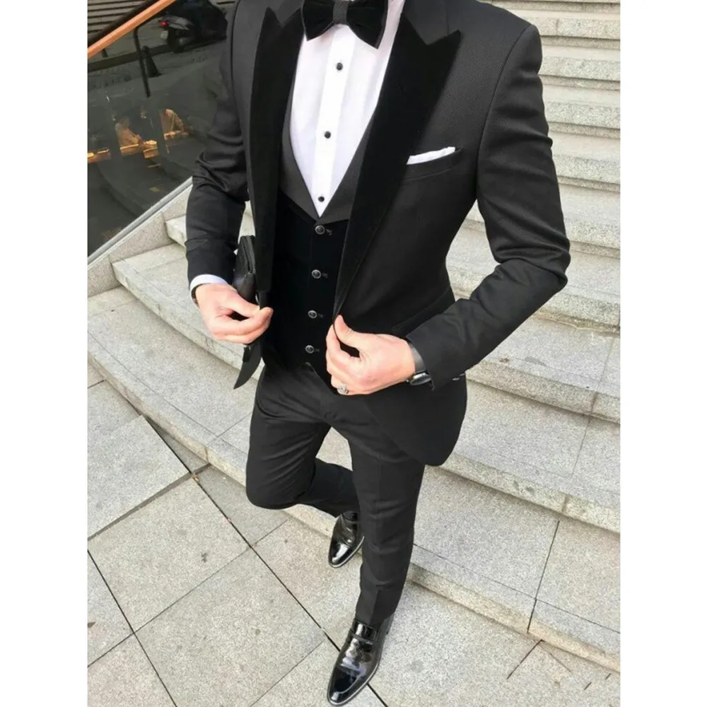 

Velevt Peaked Lapel Latest Design Black Groom Tuxedos Men wedding Suits Man Blazer Jacket Groomsmen Wear Evening Prom 3 Pieces