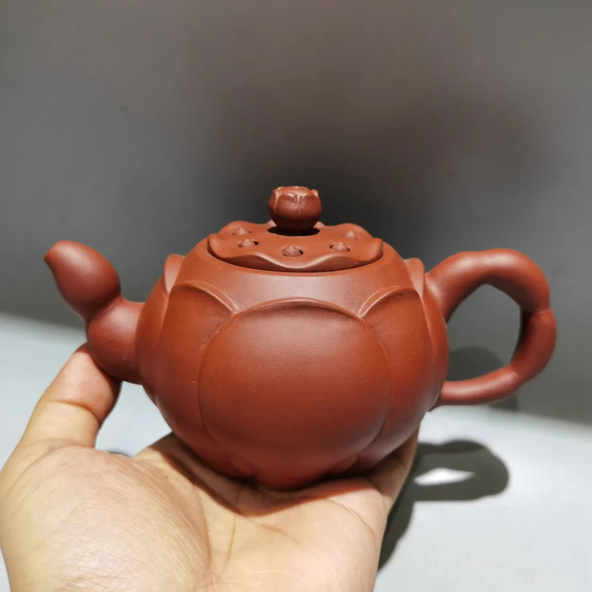 

Chinese Yixing Zisha Clay Teapot Lotus Heart Pot Cao Wanfen 260ml