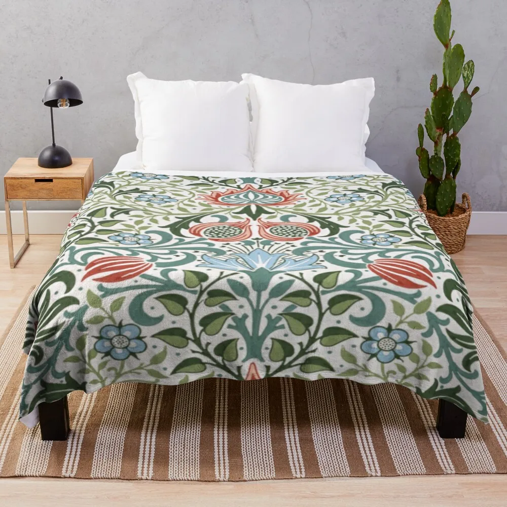 

William Morris floral retro design Throw Blanket Decoratives Quilt Blankets