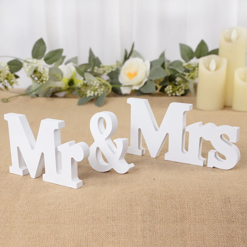 3Pcs/set Mr & Mrs White Letter Wooden Sign for Rustic Wedding Decoration Favor Married Party Table Ornaments Photo Props Gift