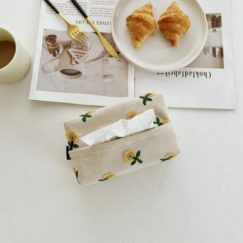 Japanese 3D Small Yellow Flower Fabric Embroidered Paper Box Model Room Decoration Model Room Restaurant Decoration Tissue Box 3
