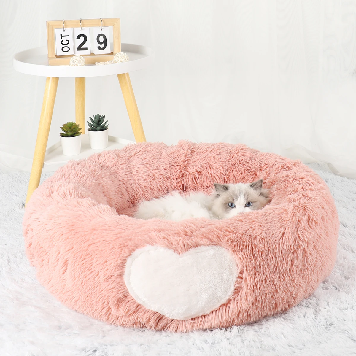 

Cats Bed Pet Furniture Kitten Accessories House Winter Sofa Clamshell Round Beds Basket Products Supplies Warm Cushions Cat