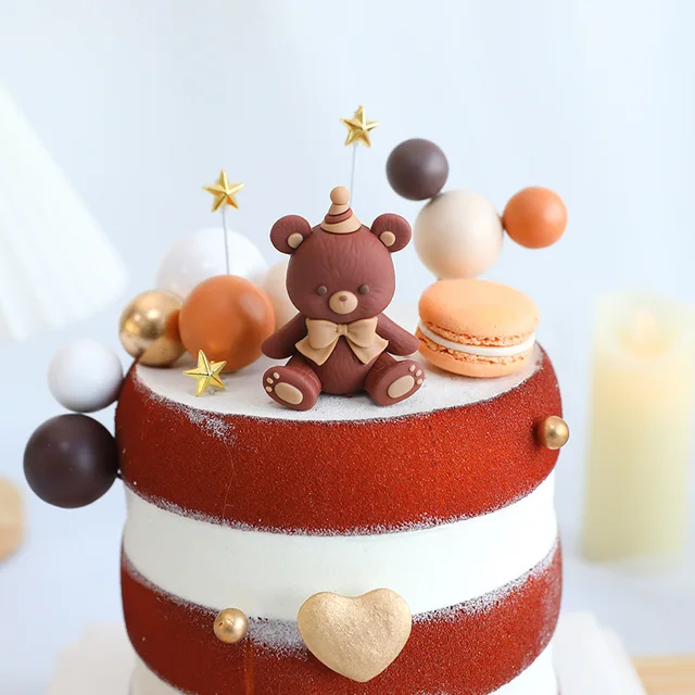 귀여운 곰 케이크 토퍼로 생일 파티를 달콤하게 만들어보세요!