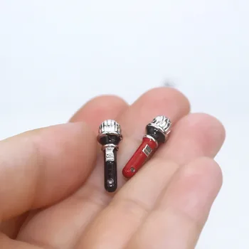Supporto per microfono micro paesaggistico Mini microfono assemblato in lega Modello Mobili Accessori per casa delle bambole vintage 1:12