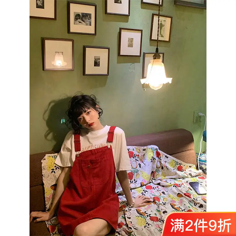 

2023 French Retro Red Denim Straps Skirt Female Summer New Niche Small Sub Thin Section Ageing Loose Short Skirt Tide Y2K