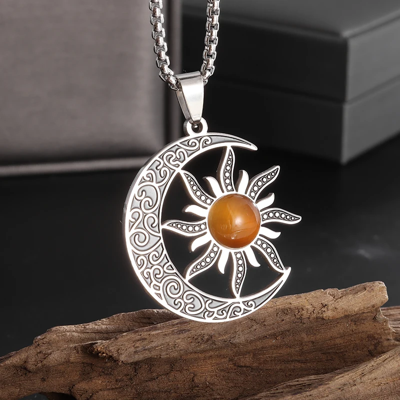 

Stainless Steel Fashion Vintage Sun and Moon Pendant Necklace Men Women Simple Elegant Bohemian Style Jewelry Gifts