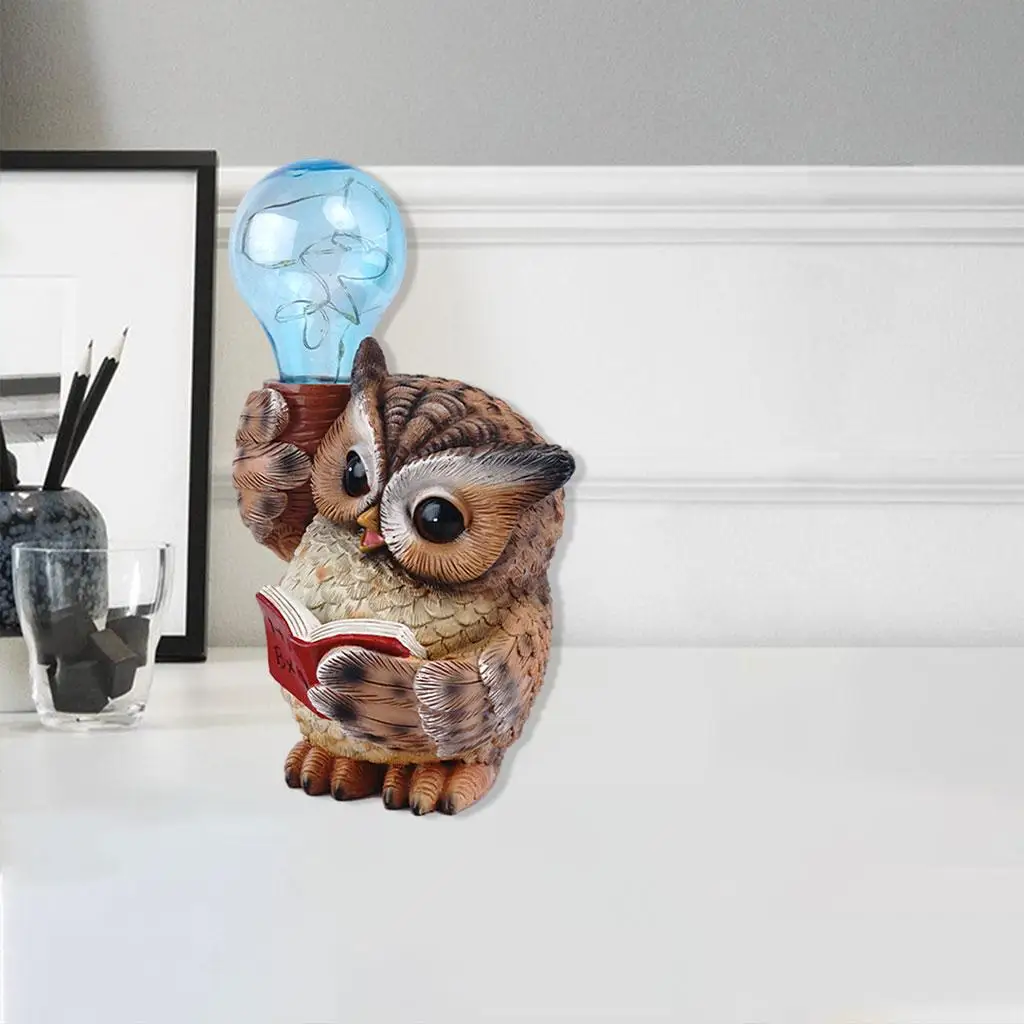 Owl Resin Statue Light Outdoor Solar Light Decor with Flashing Powered Owl Figurines for Lawn Tabletop