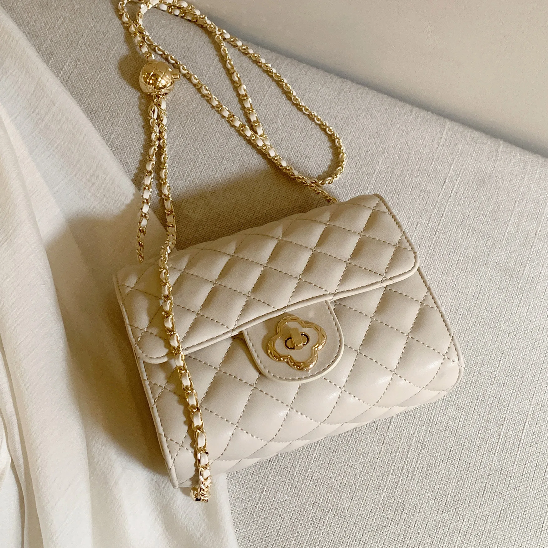 

New Crossbody Small Messenger Bag Women's Summer Versatile Chain One Shoulder Chain Bag Designer Shoulder Bag
